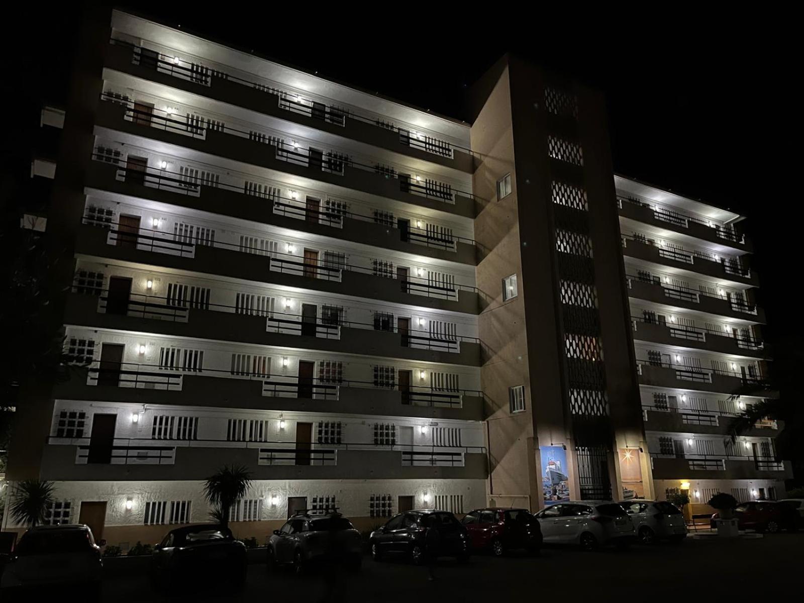 Pis La Rapita Apartment Alcanar Bagian luar foto