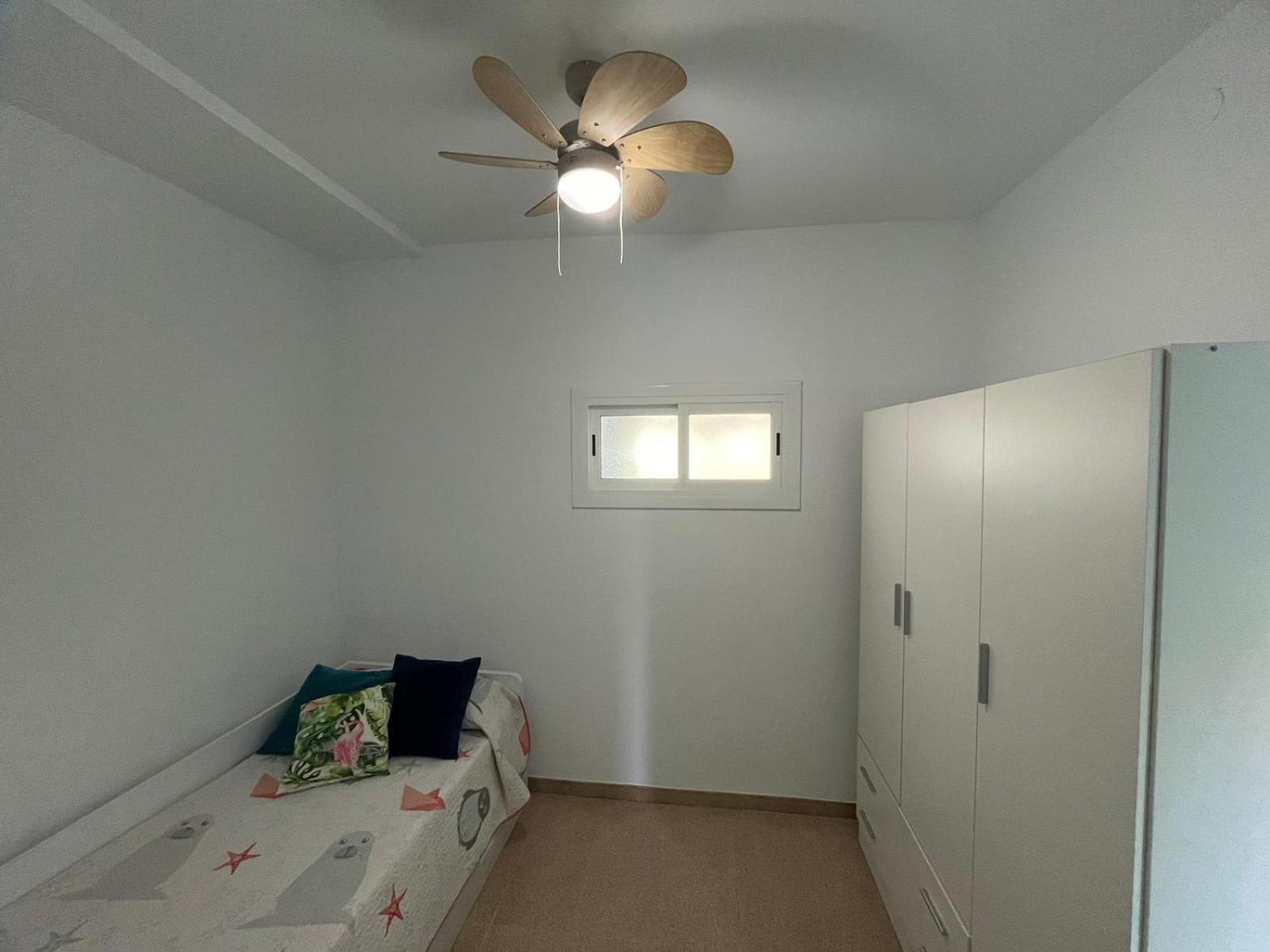 Pis La Rapita Apartment Alcanar Bagian luar foto