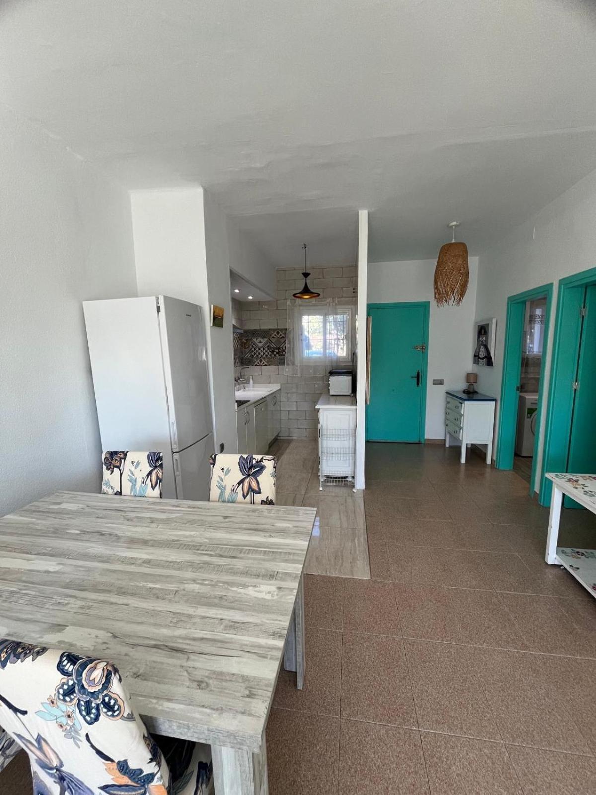 Pis La Rapita Apartment Alcanar Bagian luar foto